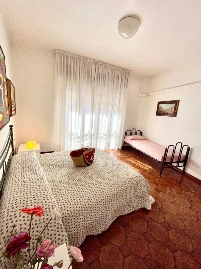 Piazza Italia Charming Sea Apartments Chioggia Exterior photo