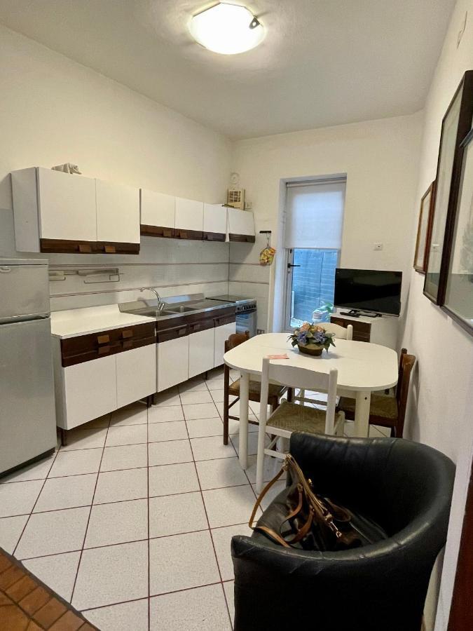 Piazza Italia Charming Sea Apartments Chioggia Exterior photo